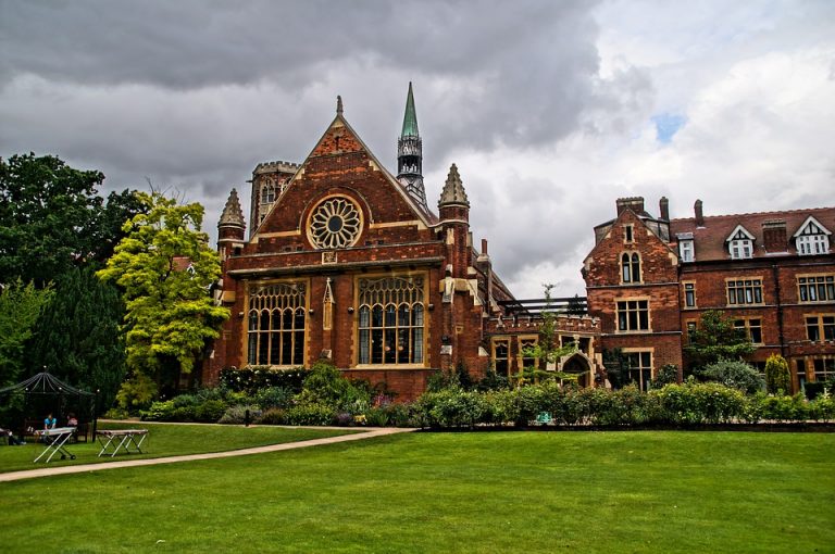 hammerton-college-1751689_960_720