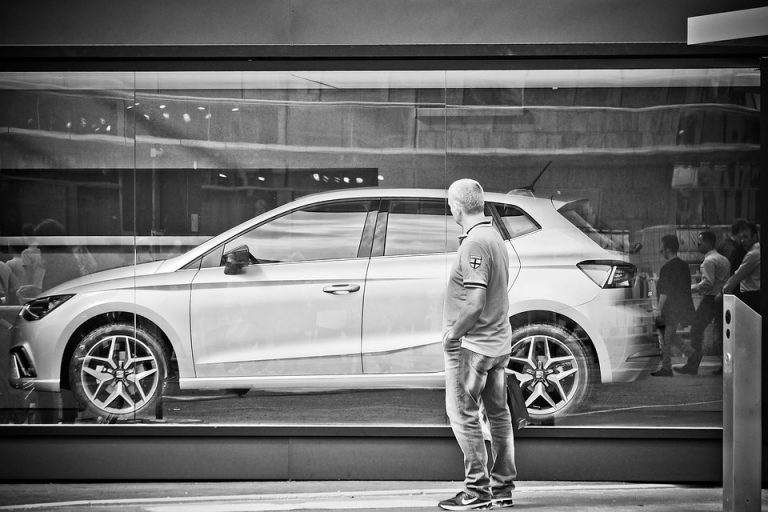 auto-2575498_960_720