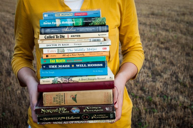 books-1605416_960_720