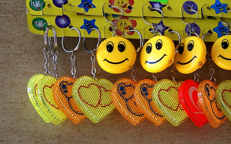 keyrings-409729_960_720