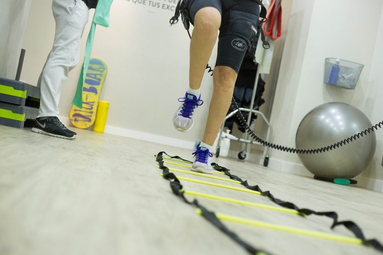 life-fitness-house-1230004_960_720