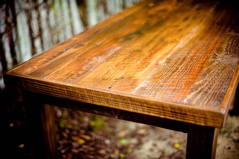 table-349678_960_720