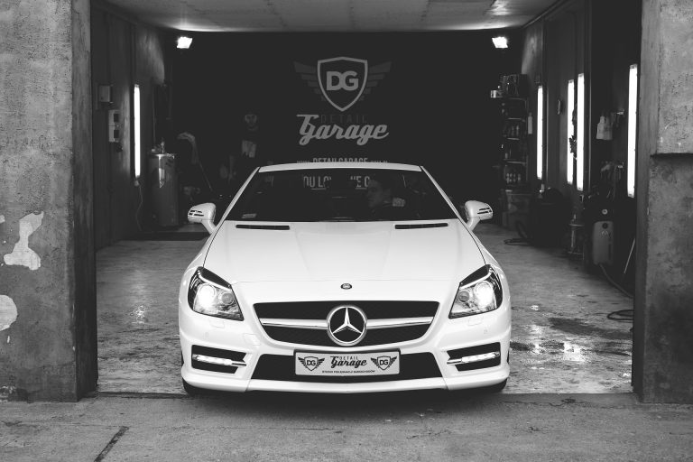 car-2176963_1920