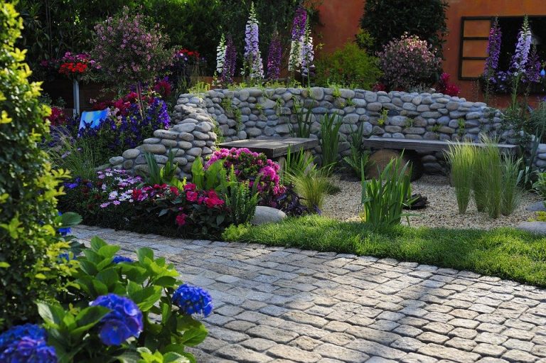garden-5085356_960_720
