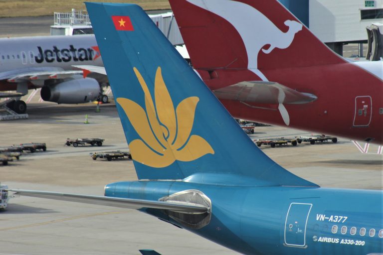 vietnam-airlines-4798788_1920
