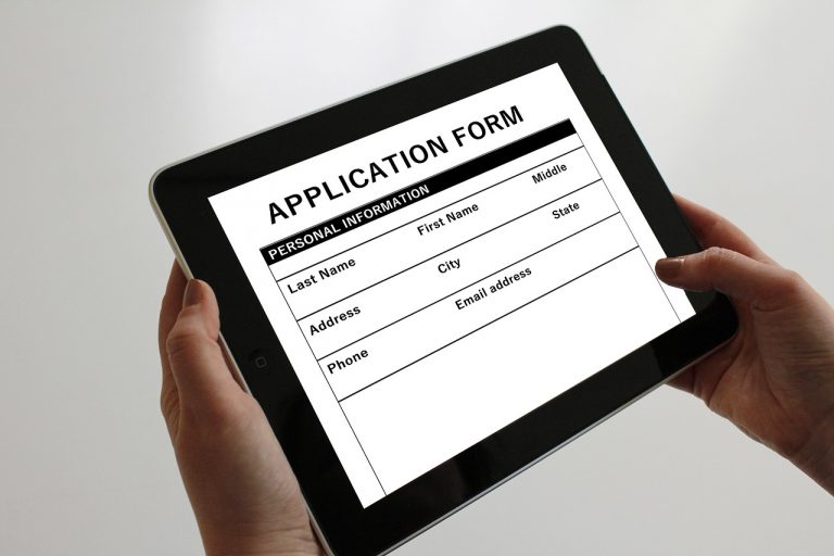 application-1883453_1280