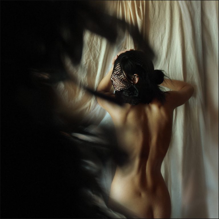 nude-4949406_1920