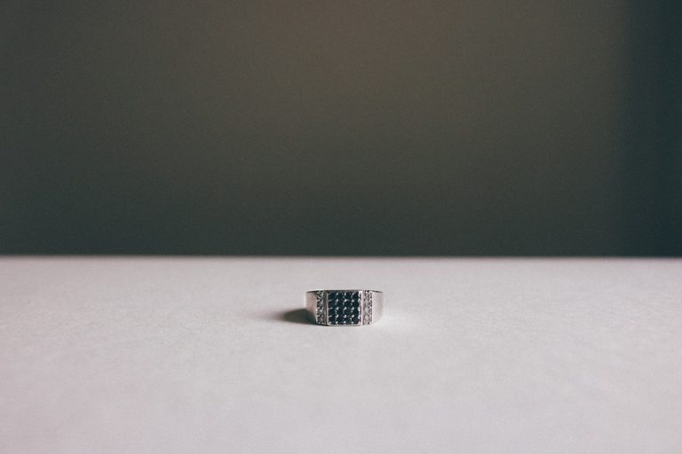ring-912761_960_720 (1)