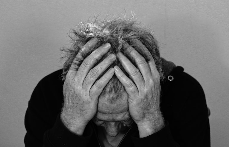 sadness-513527_1920