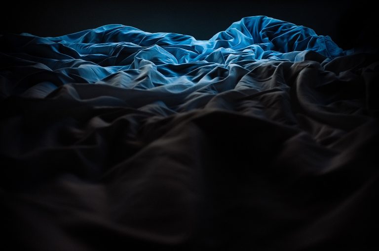 sleep-839358_1920