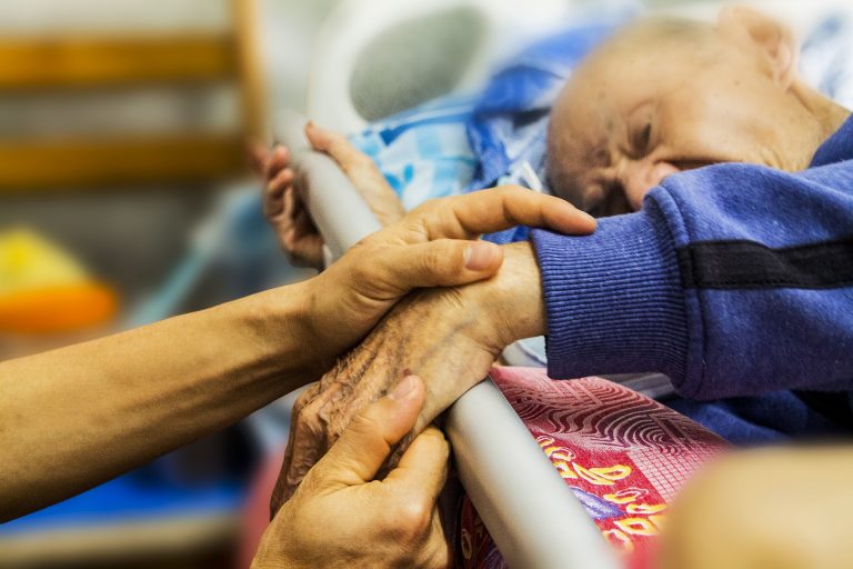 hospice-g5a603e5af_1920