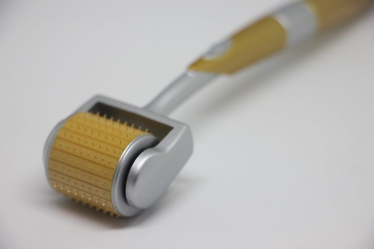 microneedling-g59895e321_1920