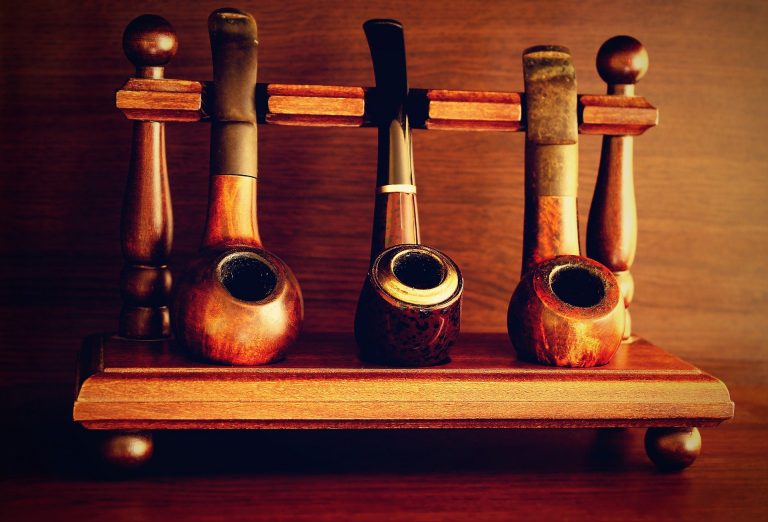 pipes-1008898_1920