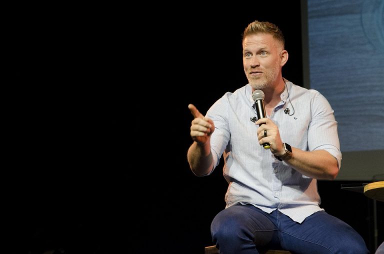 speaker-4610564_960_720