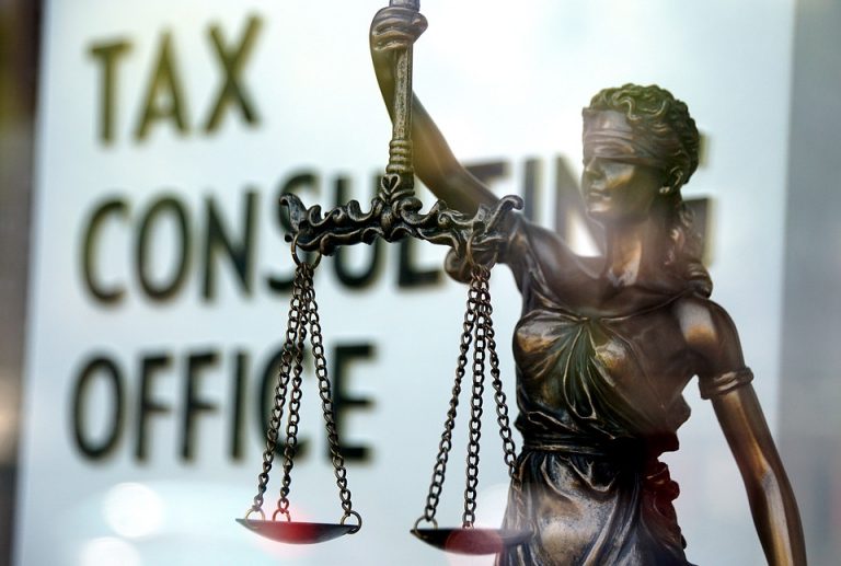 taxes-4326713_960_720