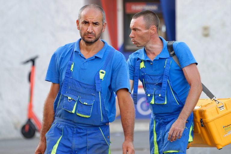 workers-6562119_960_720