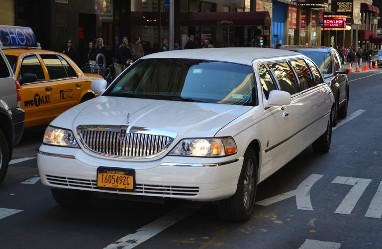 lincoln-continental-6887570_960_720
