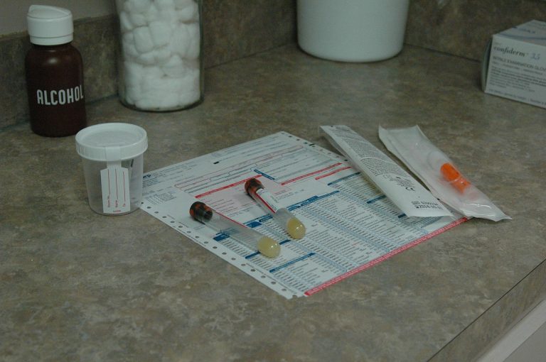 blood-test-527617_1920 (1)