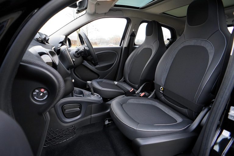 car-1882686_960_720