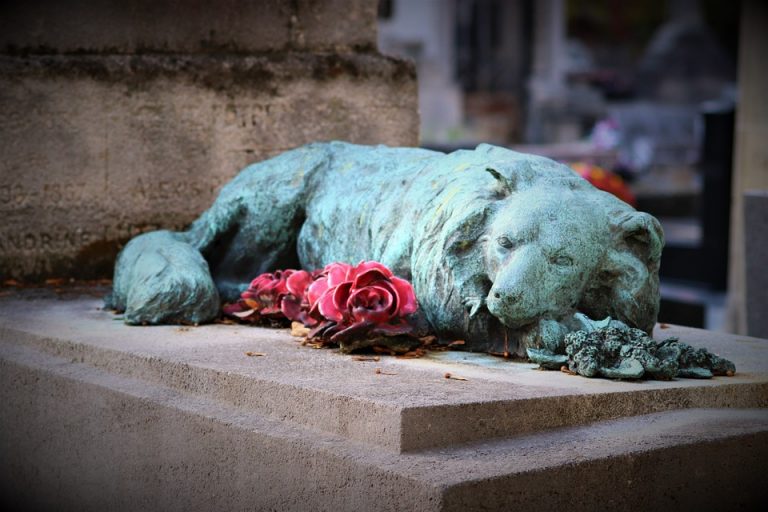 cemetery-3799038_960_720