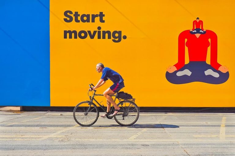 cyclists-2651460_960_720