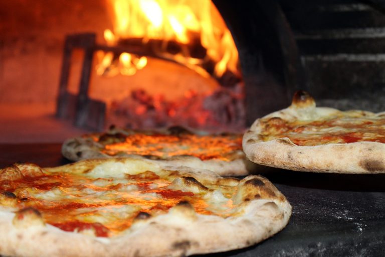 pizza-g24f39aa75_1920