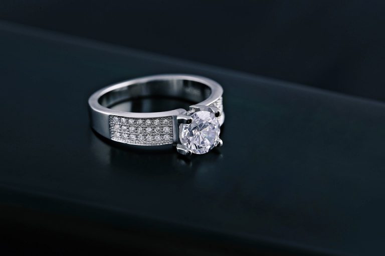 ring-7015206_960_720