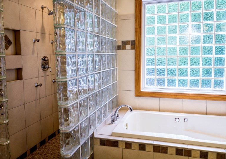 shower-670254_960_720