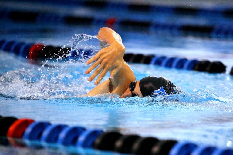 swimming-6276553_960_720