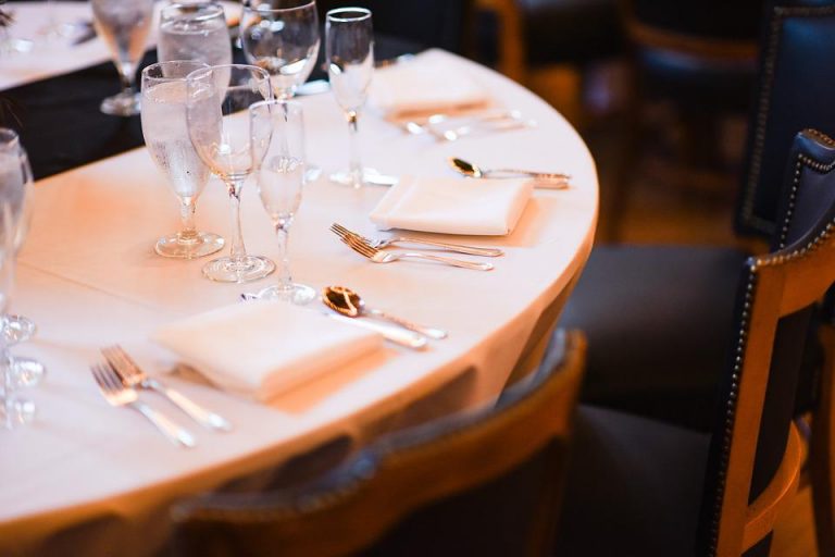 fine-dining-2749512_960_720