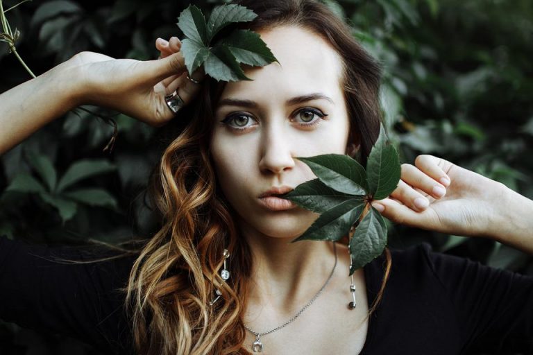 girl-2055376_960_720