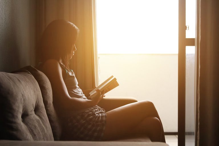 reading-4045414_1920