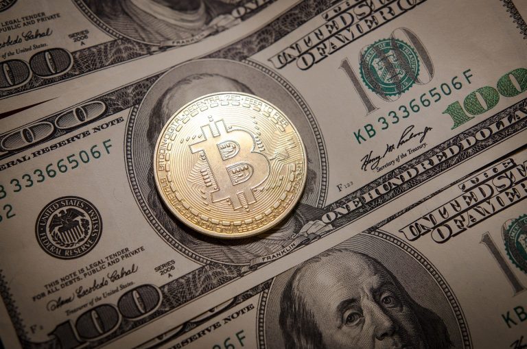 bitcoin-3890350_1920