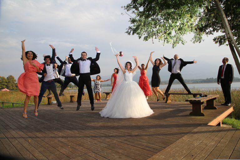 bride-and-groom-gfd935c4d4_1920