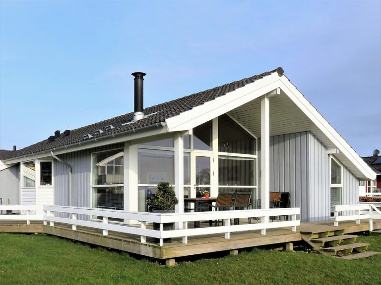 holiday-house-3322326_960_720