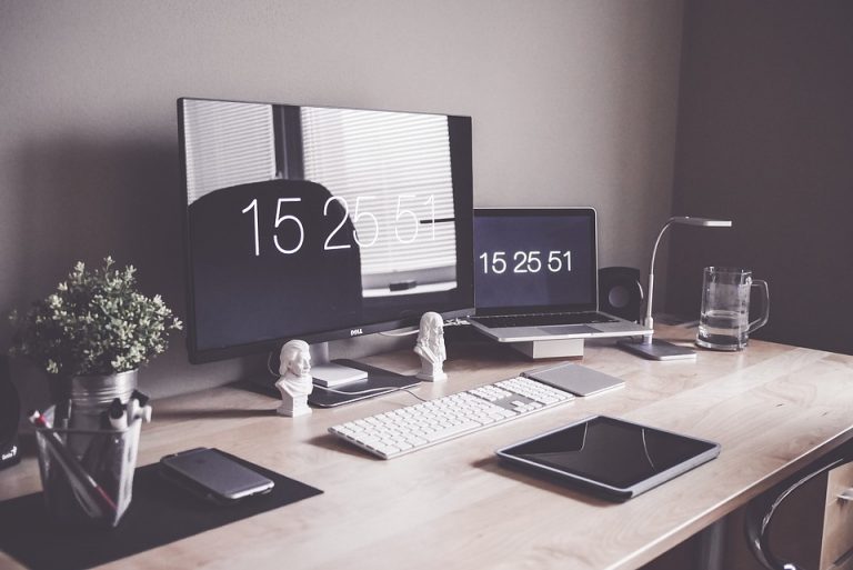home-office-1867761_960_720