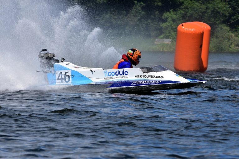 motorboat-sports-7414063_960_720