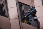 Window Washing In Chicago: The 3 Main Points You Need To Know