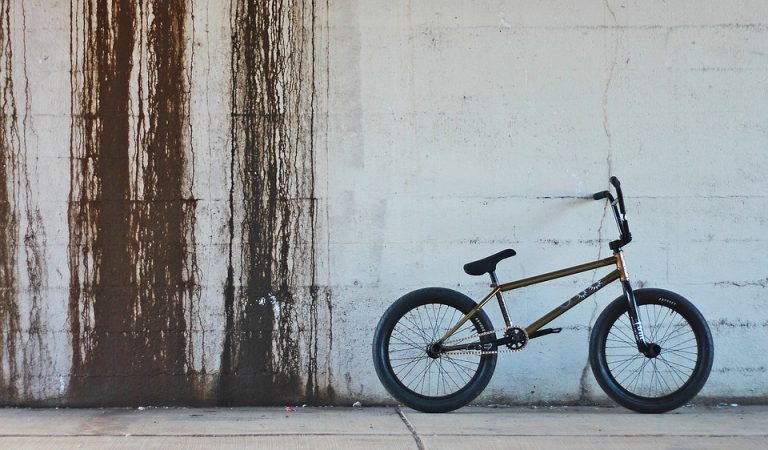 bmx-1205303_960_720