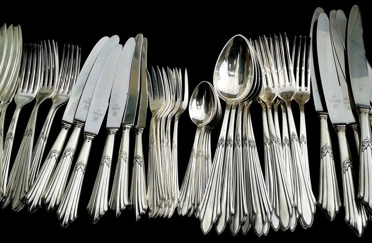 cutlery-377700_1920