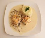 Creamy Garlic Chicken: A Delicious And Easy Recipe