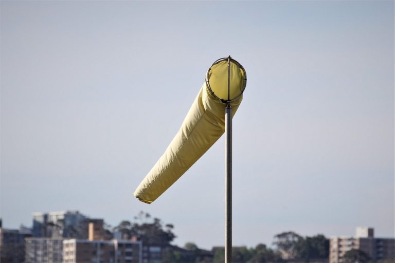 windsock-4578243_960_720