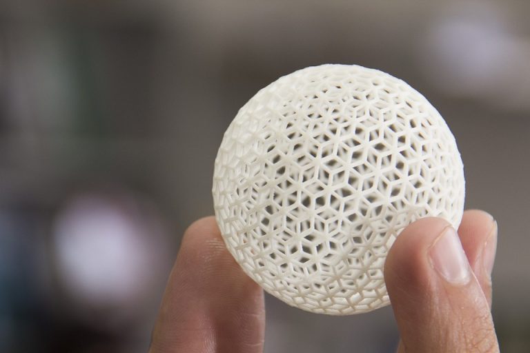 ball-597523_960_720