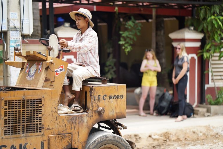 child-labour-2436946_1920