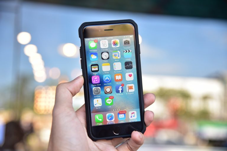 iphone-6-1523232_1920