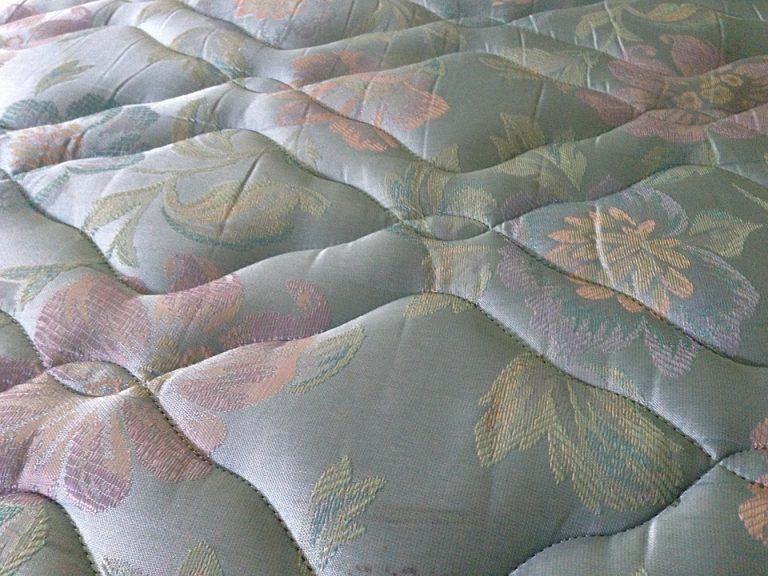mattress-277906_960_720