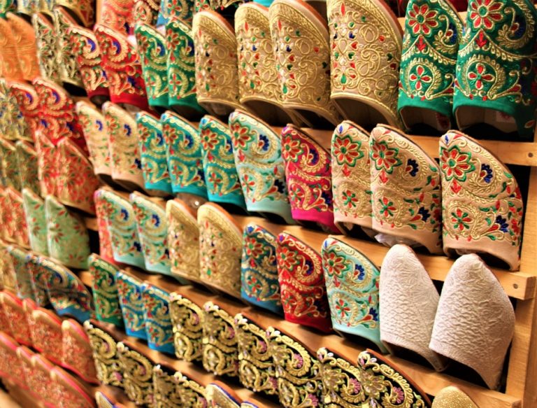 slippers-4465885_960_720