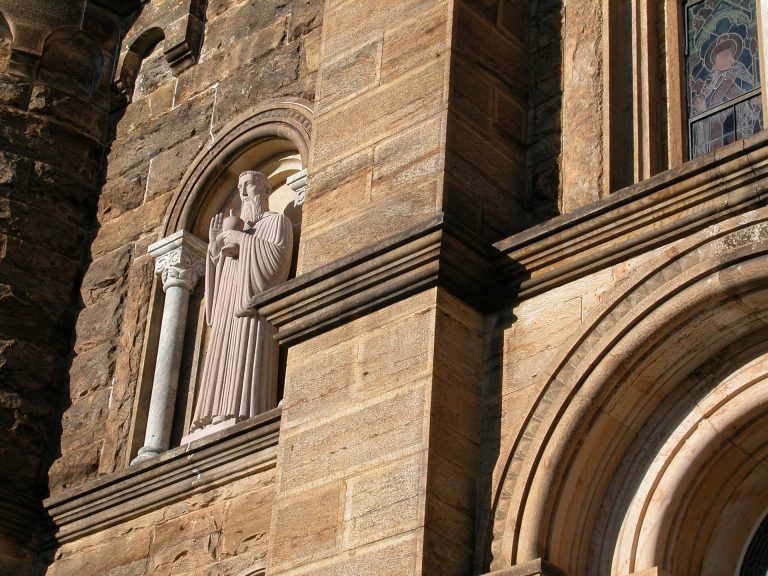 st-benedict-817039_1920