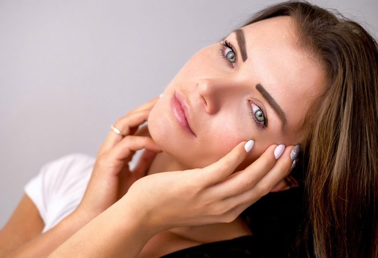 girl-2771001_960_720