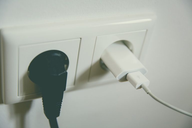 socket-1794616_960_720
